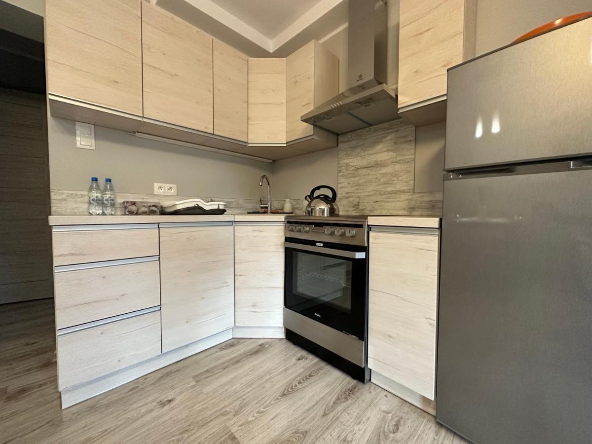 Apartament Przy Cieplickich Tezniach 옐레니아구라 외부 사진
