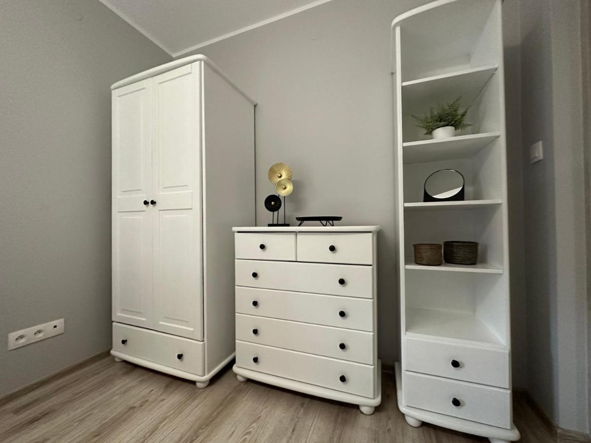 Apartament Przy Cieplickich Tezniach 옐레니아구라 외부 사진