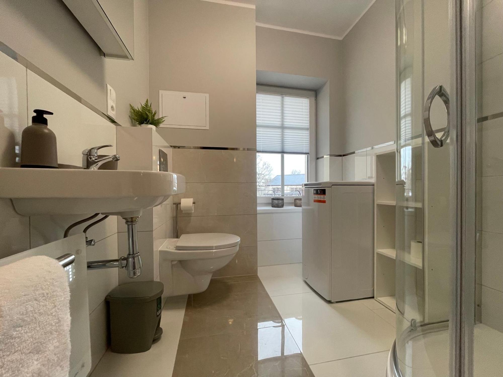 Apartament Przy Cieplickich Tezniach 옐레니아구라 외부 사진